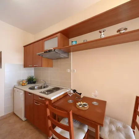 Apartments Villa Marnii Kozino Exterior photo