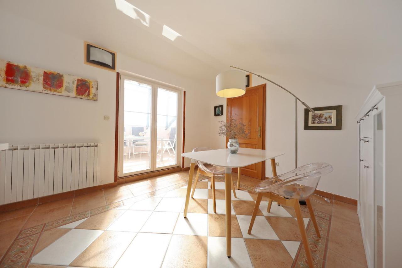 Marnii Apartment